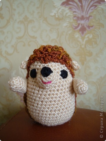 Ежиха. Описание http://amigurumi-toys.ru/ezhiki-amigurumi-shema/ (фото 5)