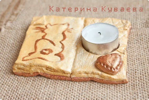 Продолжаем готовиться к 14 февраля. Простота этой работы не знает границ))) а смотрится оч мило))
Поехали)) (фото 1)