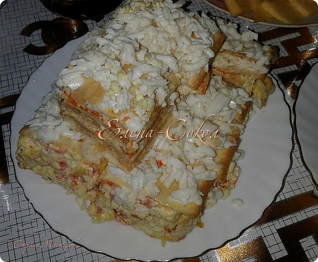 А этот закусочный тортик мой рецепт..наполеон с рыбой!Вкуснятина! (фото 5)