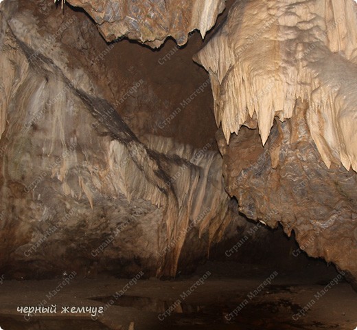 В пещере на глубине около 150 м (фото 15)