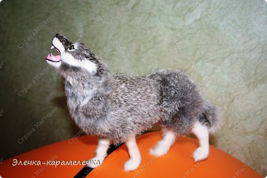 Корзинка с грибами (работа сынули) + пополнение коллекции игрушек из меха. (фото 6)