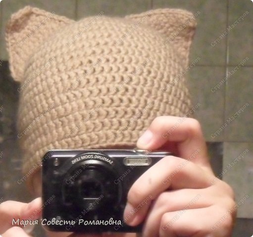 Здравствуйте, жители СМ)))
Это моя первая шапочка связанная из головы по фото))))
А связанная мною всего вторая))) первая тут https://podjem-tal.ru/node/65498 (фото 1)