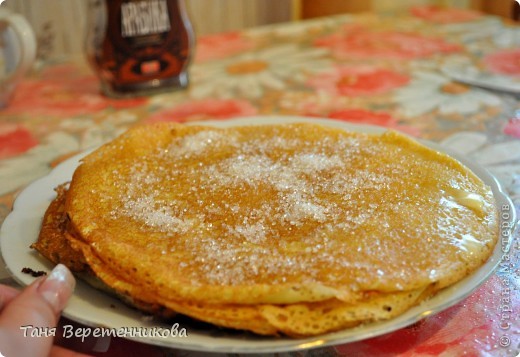 Хочу поделиться рецептом вкусных, не "резиновых" блинов. Сама очень долго искала хороший рецепт ,теперь делаю блины только по этому рецепту) Совсем скоро Масленица, пробуйте!