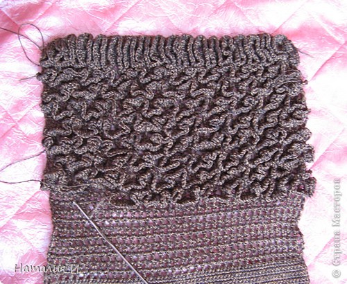 Затем провязала в технике объемного вязания     http://themagicofknitting.blogspot.com/2011/01/blog-post.html (фото 3)