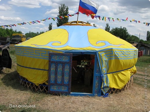 Гостеприимно открыты двери калмыцкой юрты из выпасновского сельского поселения. (фото 29)