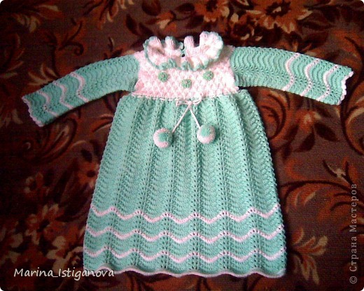 Голубое платьице на девочку 2-3 лет