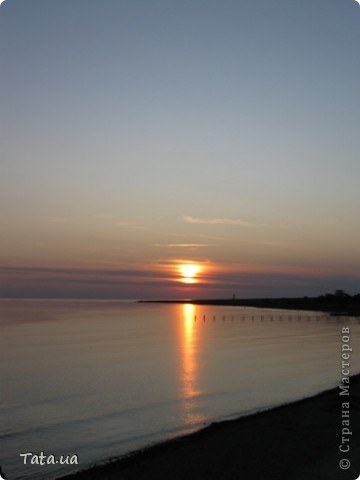 Плавно переплываем к Черному морю...Закат...Море словно зеркало... (фото 20)