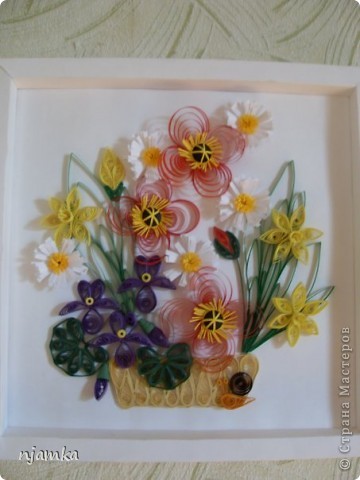 http://increations.blogspot.com/2010/03/quilled-flowers-in-basket.html (фото 2)