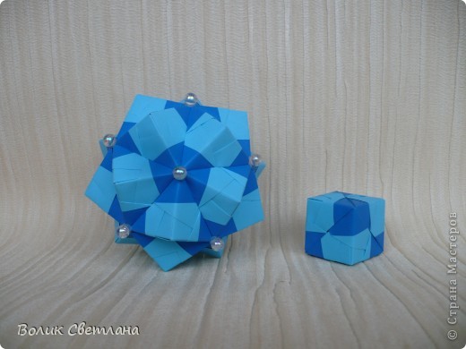 Все сонобы из книги Кунихико Касахара Origami 2 Geometrikus
Этот стр. 34-35, вариант А1

 (фото 2)