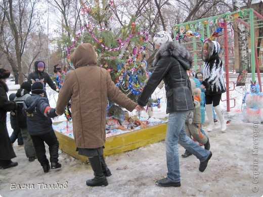 А это просто прогулка гостей двора. (фото 7)