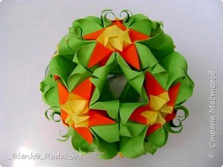 http://kusudama.info/2011/11/kusudama-sweet-spring/ (фото 6)