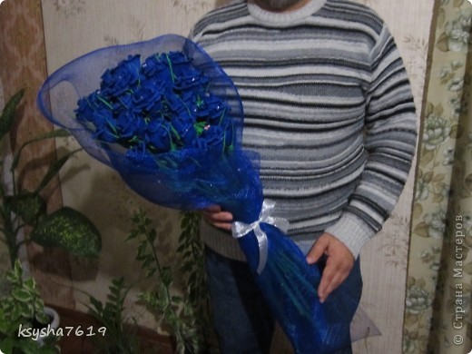 вот его размерчик.
хотя показывала я его своим знакомым вродь хорошо отзываются. вобщим я ничего непонимаю.
подскажие что не так. (фото 2)