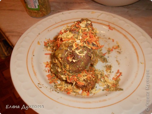 Рецепт простой.мясо получается иумительным.нужно любое мясо: свинина, говядина.на ваш вкус.1 стакан соли,специи для мяса (фото 1)