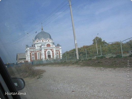 проезжаем деревеньки, практически в каждой есть свой храм (фото 10)