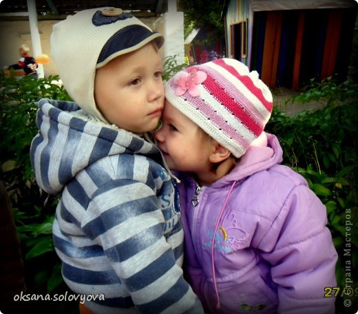 А это мой внук Ярик с Полинкой ....в детском саду..... любви все возрасты покорны ( Ярику 2,6 - Полинке 1,9) (фото 12)
