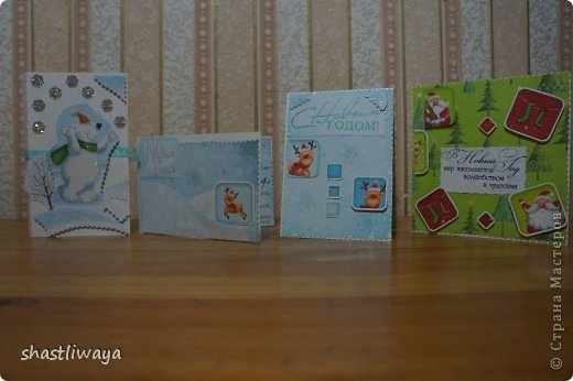вот такие новогодние открыточки и шоколадница (первая) получились. За фото извиняюсь, муж снимал, т.к. у меня времени не было...как нафоткал уж )) (фото 1)