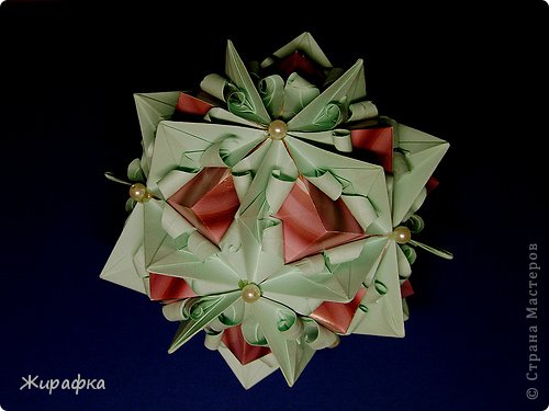 Name: Stone Flower
Units: 30+20
Paper: 7*7 cm,
Final height: ~ 13 cm
Joint:  glue
Designer: Tanya Vysochina (фото 1)