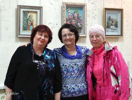 Наташа (nata_trisha) и Марина (Mari_sha) в числе первых посетителей,
(фото 3)