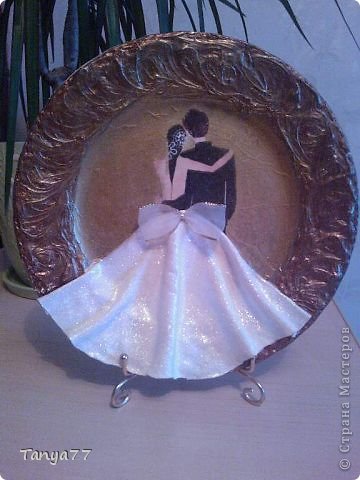 прямой декупаж,структурная паста по краю,платье из ткани (фото 2)
