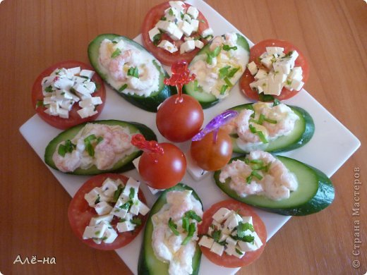 Ничего сложного .Быстро и вкусно .
В последнее время усиленно готовим такие помидорки. Огурцы больше к праздникам))
 Может кому пригодится. (фото 11)