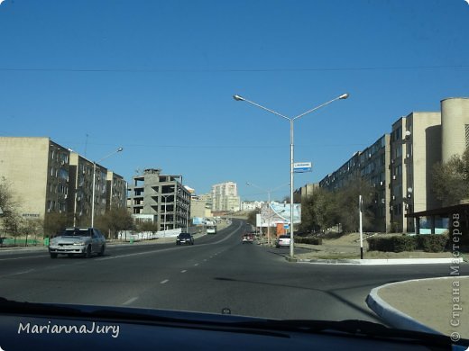 От набережной в город, дорога между 14 и 15 мкр (фото 14)