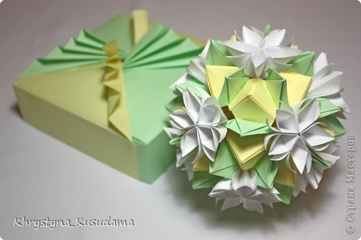 гофрированая крышечка из книги Tomoko Fuse "Origami Gift Boxes" со стр. 56 (фото 10)