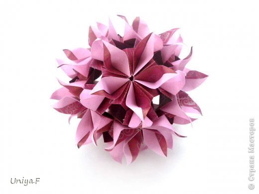 Name: Khanuma
collection "Ribbon Flowers"
Designer: Uniya Filonova
Units: 30
Paper: 2,9 * 15 cm 
Final height: ~ 10 cm
Joint: no glue

tutorial: <a href="https://podjem-tal.ru/node/573299" rel="nofollow">podjem-tal.ru/node/573299</a> (фото 5)