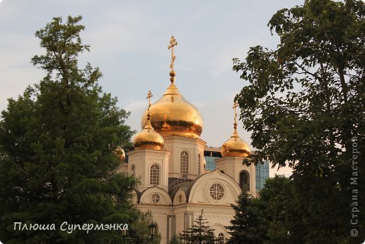 Cобор Александра Невского, рядом с Екатерининским сквером. (фото 12)