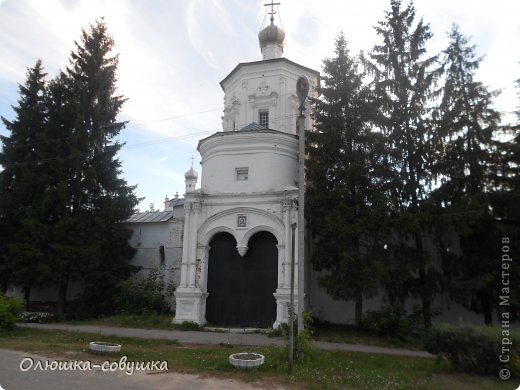 В один из вечеров мы ездили в женский монастырь в Солотчу. (фото 16)