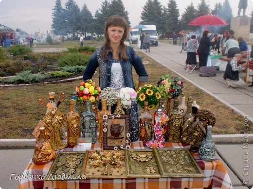 А это я на городской выставке!В субботу буду приму участие ещё в одной и тогда выложу полный фоторепортаж) (фото 15)