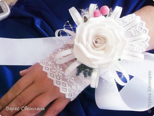 Бутоньерки из глины (фото 7)