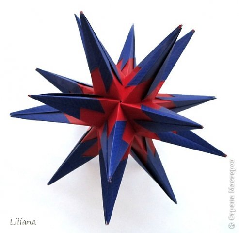 Всем большой привет!
Условия игры: http://kusudama.info/2013/11/igra-7/
Туториал: http://kusudama.info/2013/11/polaris-tutorial/

Name: Navigatoria
Designer: Natalia Romanenko
Units: 30
Paper: 3*15 cm (1:5)
Final height: ~ 12.5 cm
Joint: no glue  (фото 1)