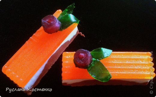 А мылко загрузить забыла, это был мыльный торт теперь порционный ))), все на подарки: маме , свекрови, куме и т.д. Ну вроде все. С наступающим)))))!!!!!!! (фото 10)