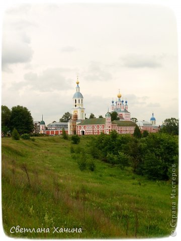 В живописнейшем уголке Мордовии хранится подлинная жемчужина – православная обитель с удивительным именем "Санаксарский монастырь".
Главные святыни монастыря – мощи святых преп. Феодора(Ушакова) , праведного воина Феодора (Ушакова), преп. Александра исповедника. Среди святынь также почитаются иконы Божьей Матери. Вблизи находится источник преп. Феодора.
 (фото 1)