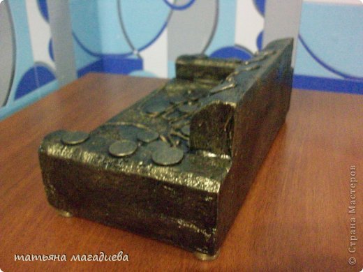 Боком покрасуемся)) Ножки тоже из монеток)) (фото 4)