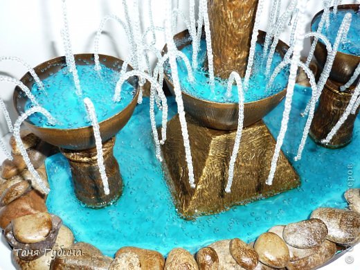 и вид ближе....там даже есть пузырьки воздуха в "воде". (фото 4)