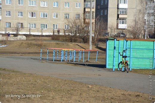 Люди уже на велосипедах, роликах катаются... (фото 9)