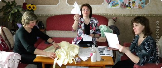 Наталья еще не определилась, Лена демонстрирует выкройку, (фото 5)