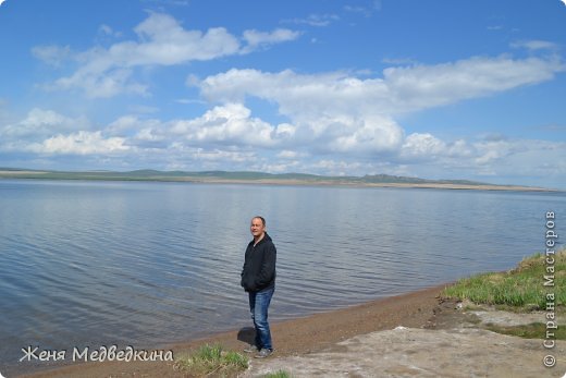 В 29 км. от провала начинается целая долина Ширинских озер (более 40), вот самое большое озеро Шира. (фото 12)