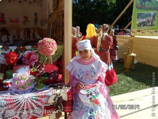 Вот и сама моя выставка. (Салфетка в центре не моего исполнения) (фото 5)