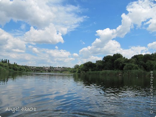 Переправляясь на лодке из нашего городского парка отдыха и культуры через речку Южный Буг... (фото 40)