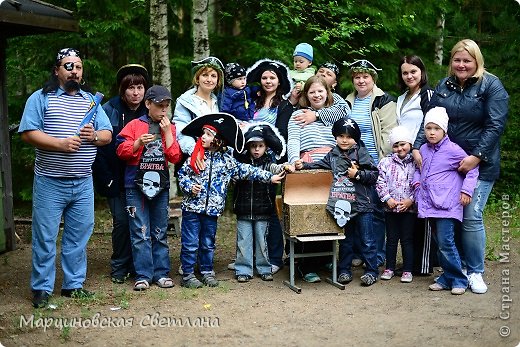 Ну и ,конечно, общее фото и подарок от Грозного Гари - большая хлопушка с деньжатами! (фото 32)