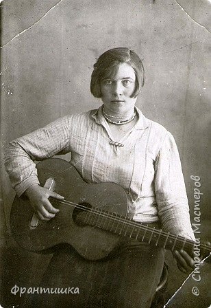Девушка с гитарой. (фото 11)
