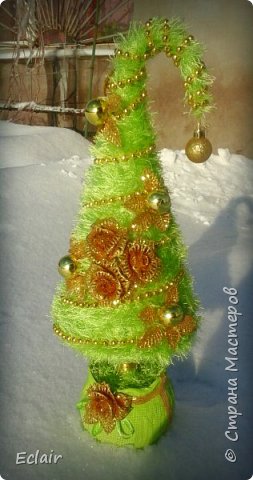 С Новым Годом всех жителей Страны !!! Пусть он будет лучше предыдущего! Желаю всем осуществления пока еще несбывшегося. Никогда не сдавайтесь и не останавливайтесь. Двигайтесь. Держите руку на пульсе! Развивайте свои способности и таланты! Пусть ваша жизнь будет насыщена приятными моментами. Пусть рядом будут только верные друзья, любимые и дорогие люди! Пусть ваш очаг никогда не гаснет, а только разгорается с новой силой! Удачи в работе и творчестве! Семейного уюта и тепла, финансовой стабильности, несмотря ни на какие экономические ситуации! Берегите, цените, что имеете (!) и получайте от этого удовольствие! (фото 1)