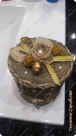 Листочки из шпагата, цветок тоже. Бусины магазинные. (фото 4)