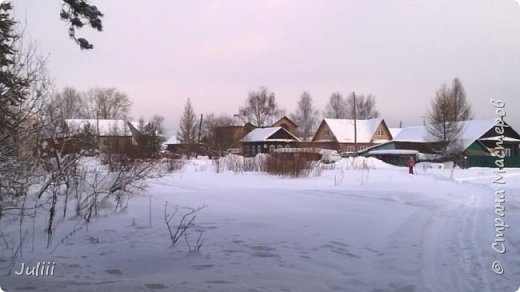 Деревенька моя... (хотя у нас и город). Город наш старинный и поэтому очень много частных деревянных домов. Но про наш город еще говорят "Усолье град - Петербургу брат". (фото 9)