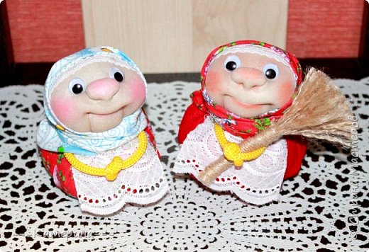 Мои бабули)))Внутри каждой- пятачок, для достатка. (фото 5)