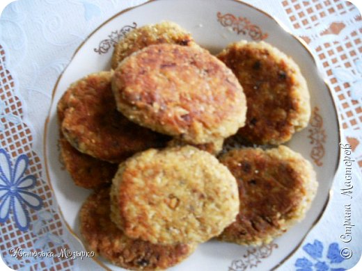А вот и результат наших трудов. Все до неприличия просто и вкусно. Котлетки хороши и в горячем, и в холодном виде. Угощайтесь! (фото 16)
