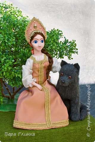 А вот и царевна с серым волком... (фото 7)