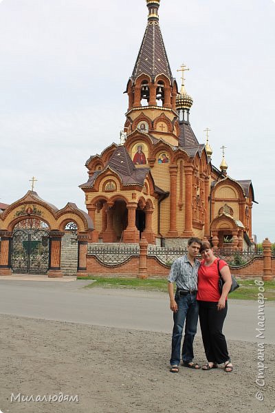 На Алтай меня везут мои детки зять Женя и дочь Саша. И сразу забегу вперед - мы ТАК хорошо съездили! Никуда не торопились, останавливались где хотели. Поэтому и потратили на поездку рекордное время - 6 дней. (фото 3)